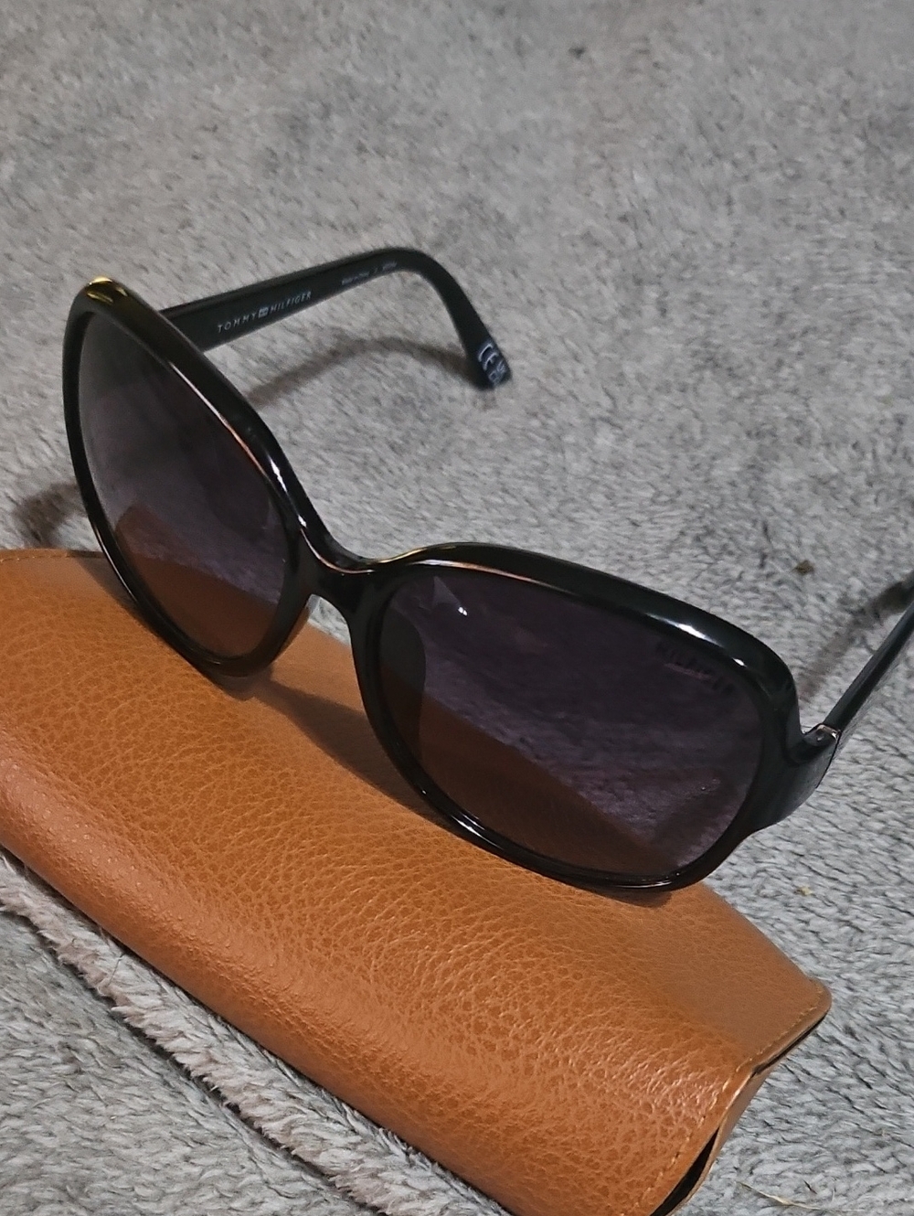 Tommy Hilfiger Womens Designer Sunglasses